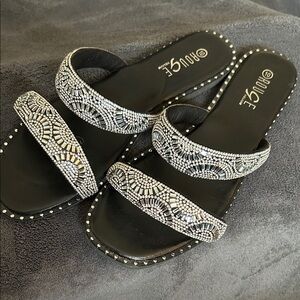 Rouge Helium Black Double-Strap Slide Sandals